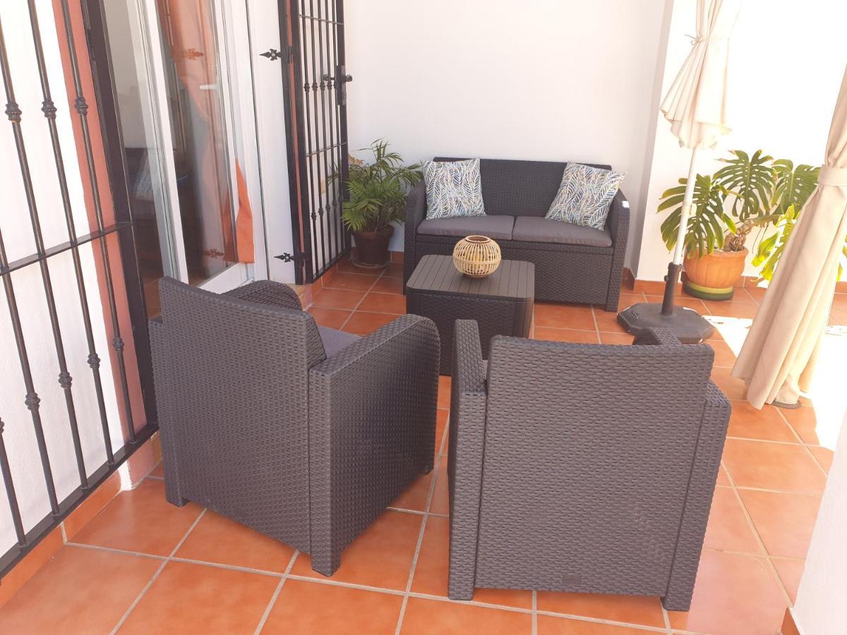 Villa Riu Tolox Esterno foto