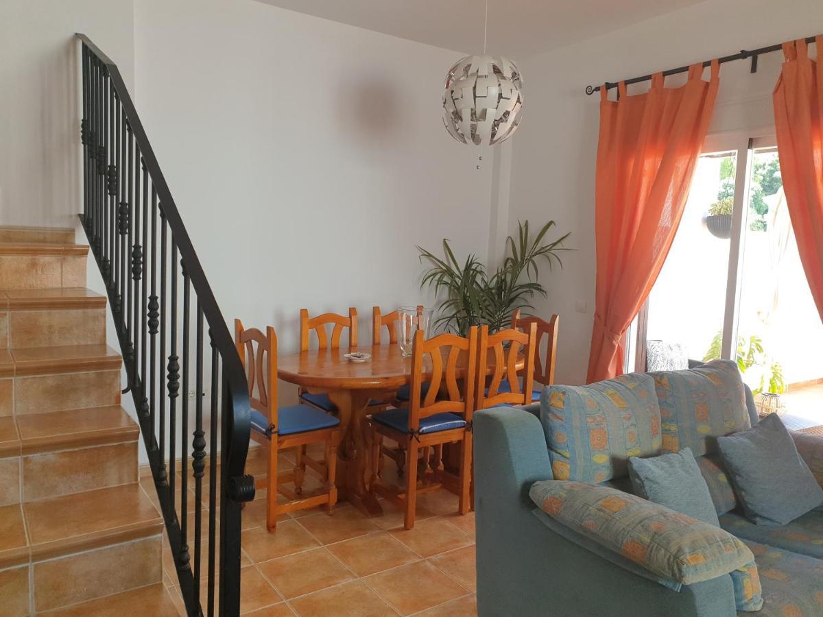 Villa Riu Tolox Esterno foto
