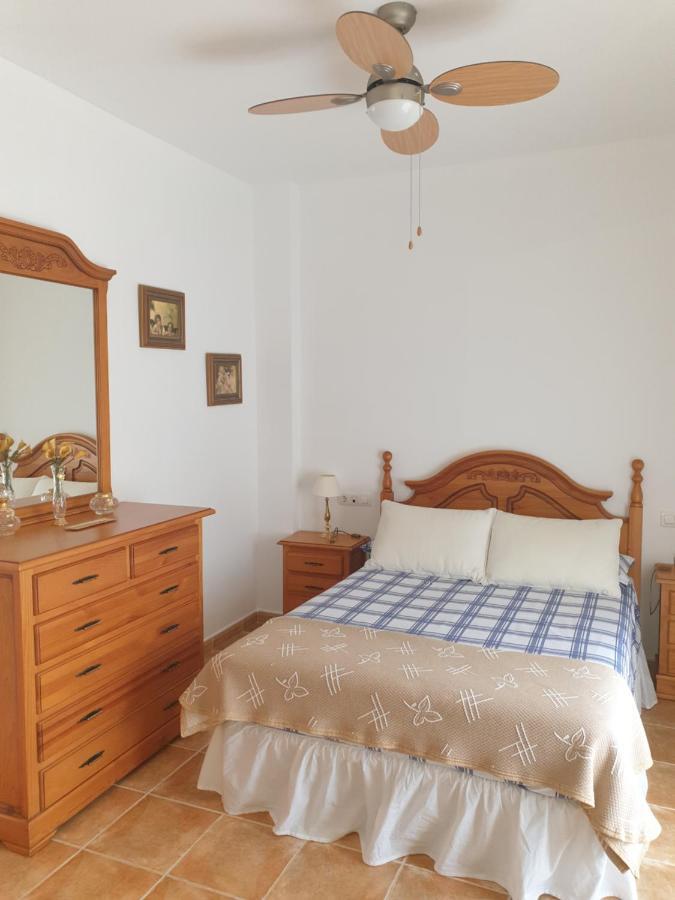 Villa Riu Tolox Esterno foto